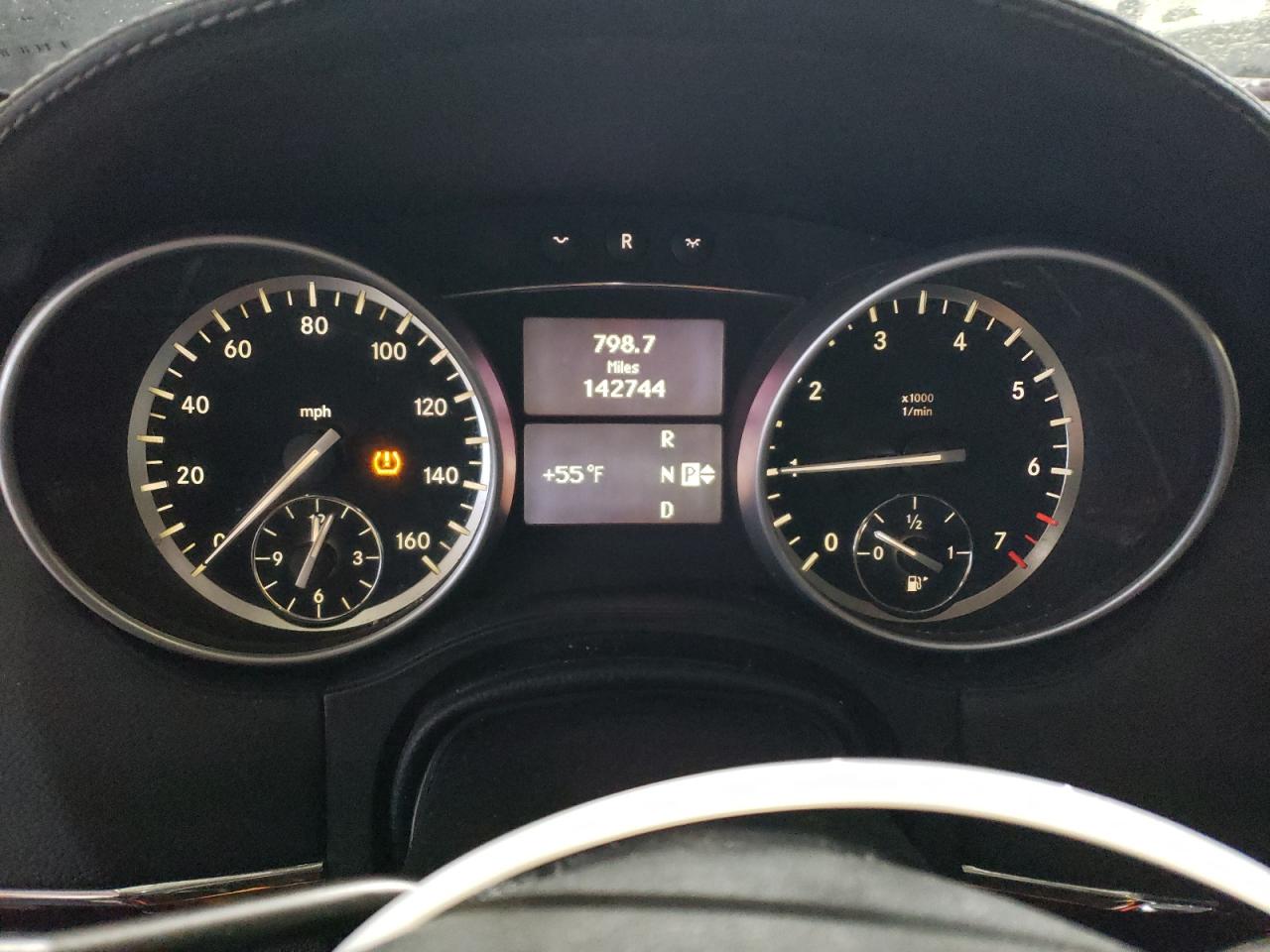 2010 Mercedes-Benz Gl 450 4Matic VIN: 4JGBF7BE8AA563720 Lot: 55779235