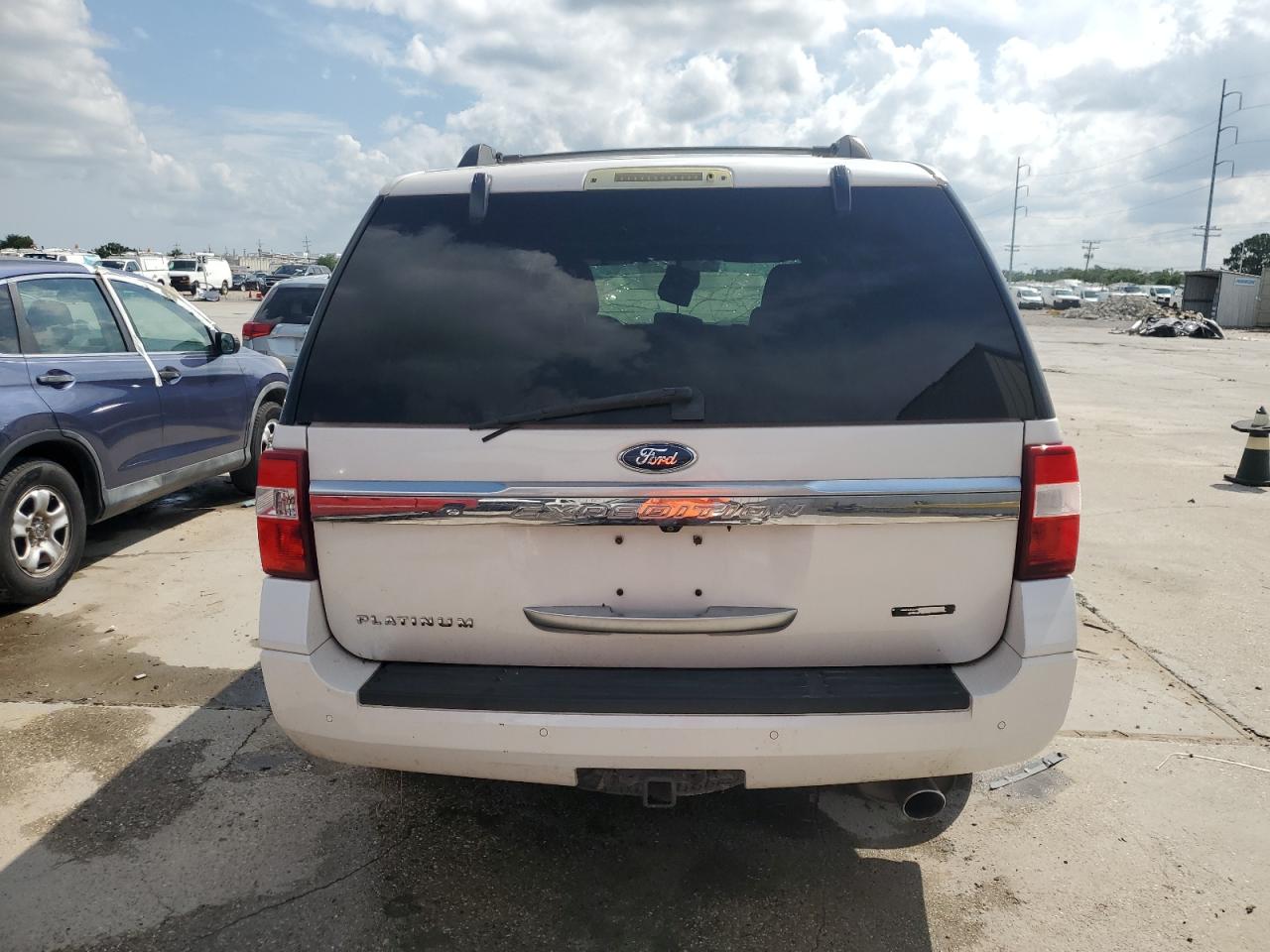 2015 Ford Expedition Platinum VIN: 1FMJU1LT1FEF49234 Lot: 58303345