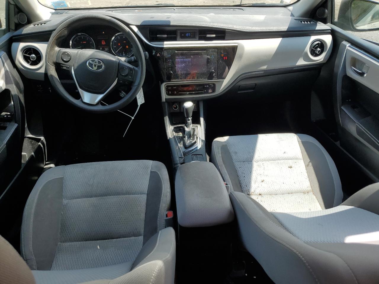 2T1BURHE8JC022675 TOYOTA COROLLA 2018