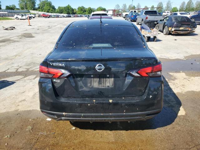  NISSAN VERSA 2021 Чорний
