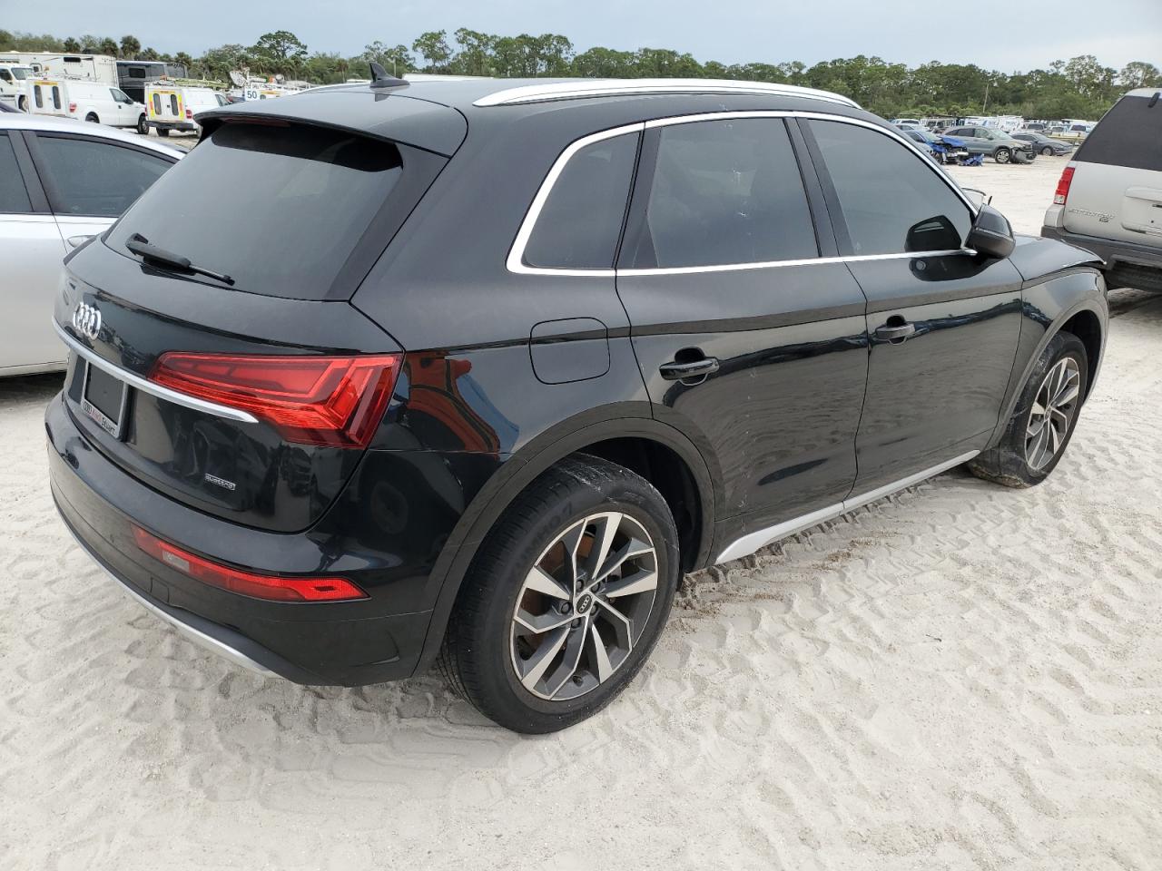 2021 Audi Q5 - Image 3