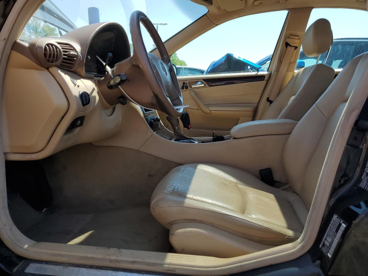 2003 Mercedes-Benz C 240 4Matic VIN: WDBRF81J73F398738 Lot: 56143605
