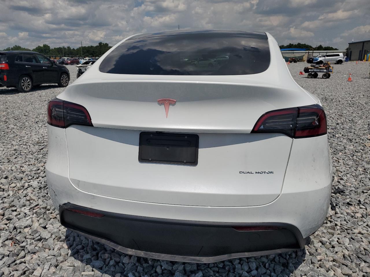 2025 Tesla Model Y VIN: 7SAYGDEE9SA356817 Lot: 56865615