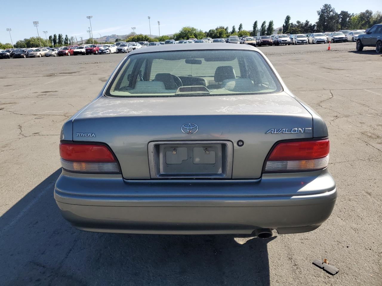 1997 Toyota Avalon Xl VIN: 4T1BF12B2VU202393 Lot: 54759175