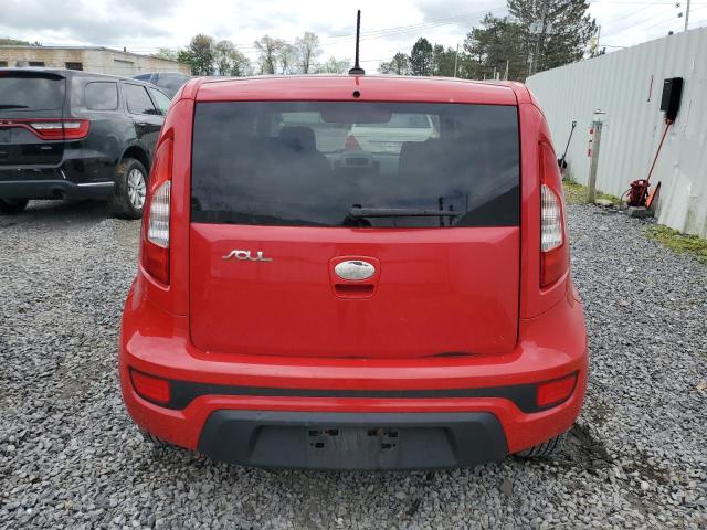 Parquets KIA SOUL 2013 Czerwony