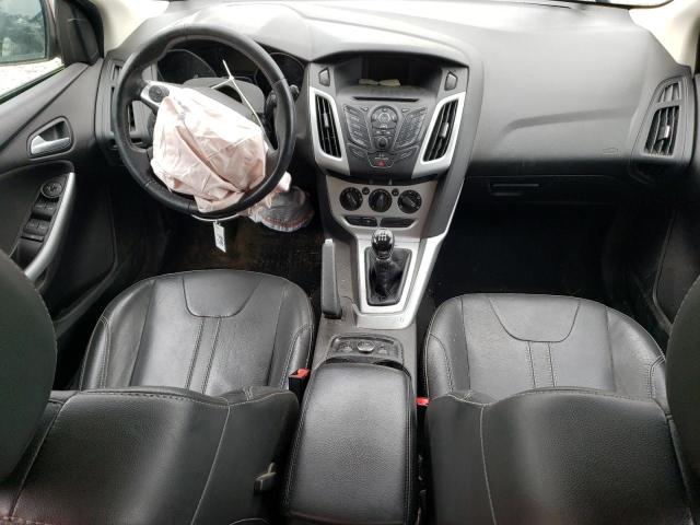  FORD FOCUS 2014 Czerwony