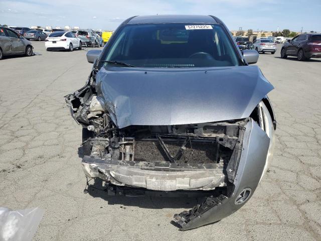 Кросовери MAZDA 5 2012 Сріблястий