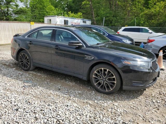  FORD TAURUS 2018 Czarny