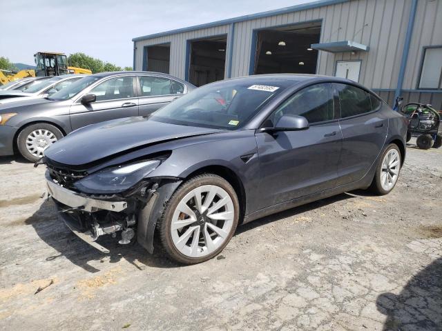  TESLA MODEL 3 2022 Серый
