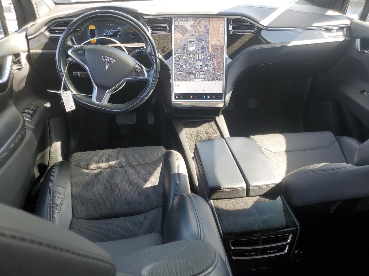2017 Tesla Model X VIN: 5YJXCDE25HF026601 Lot: 55817135