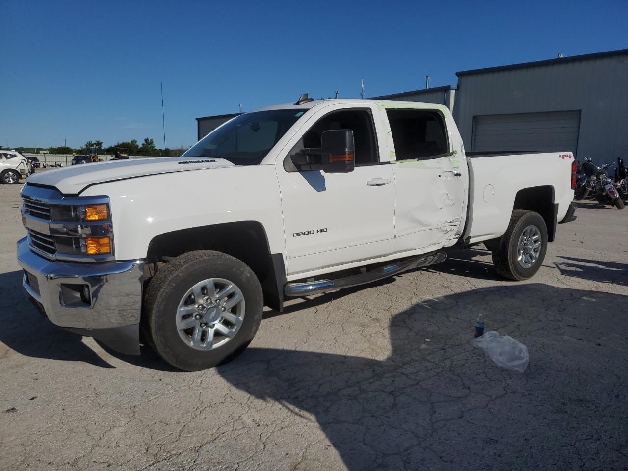 Kansas City, KS에서 판매 중인 2016 Chevrolet Silverado K2500 Heavy Duty Lt - Side