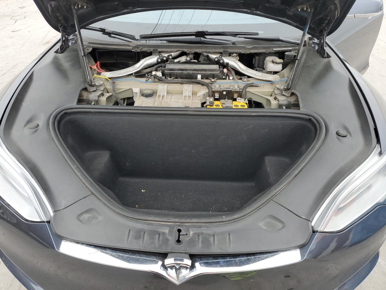 2020 Tesla Model S VIN: 5YJSA1E22LF351472 Lot: 56195695
