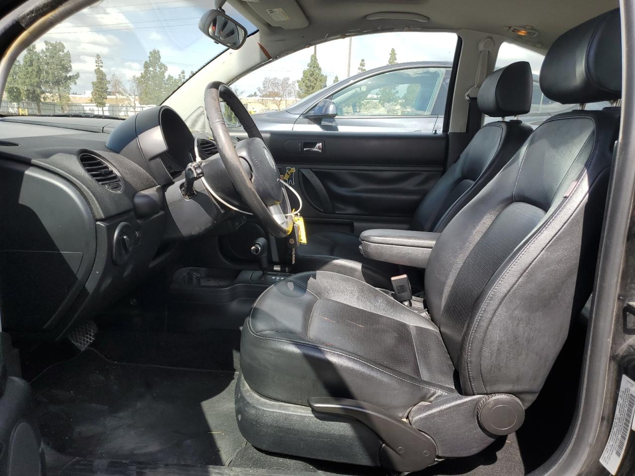 2010 Volkswagen New Beetle VIN: 3VWRG3AG7AM026400 Lot: 56533585