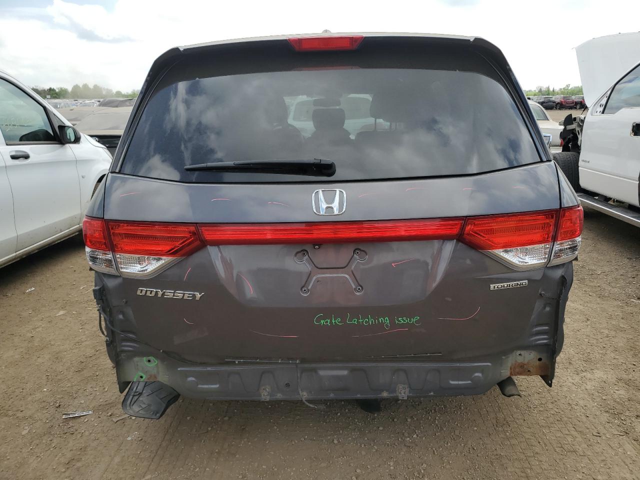 2015 Honda Odyssey Touring VIN: 5FNRL5H96FB047204 Lot: 56297985