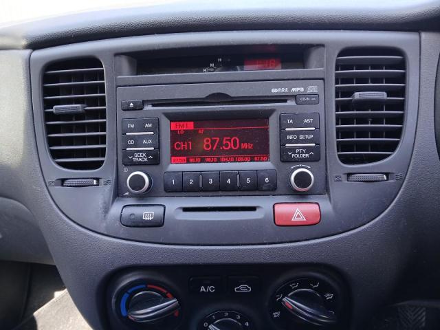 2010 KIA RIO DOMINO