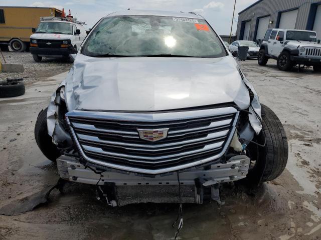  CADILLAC XT5 2019 Серебристый