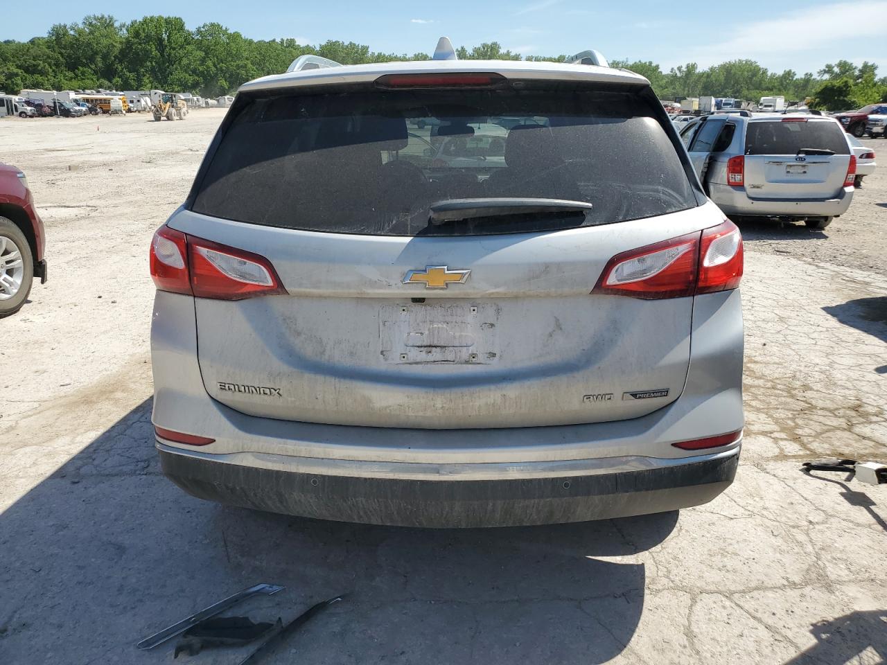 2GNAXVEV5J6271976 CHEVROLET EQUINOX 2018