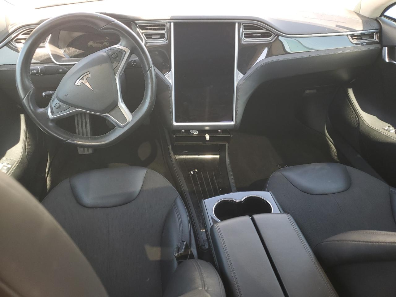 2015 Tesla Model S 60 VIN: 5YJSA1S13FFP77834 Lot: 57186385