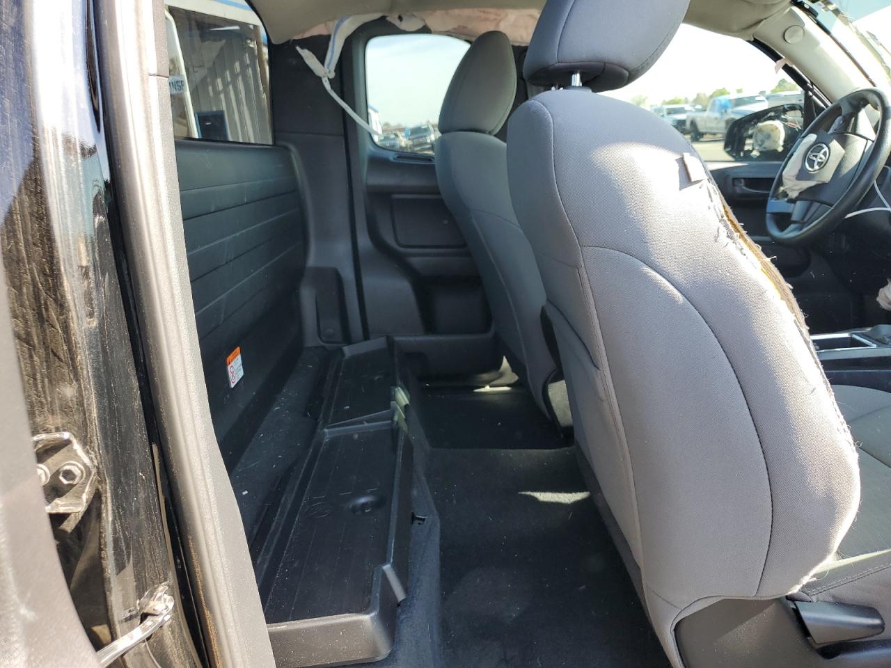 2017 Toyota Tacoma Access Cab VIN: 5TFSX5ENXHX057041 Lot: 56187245