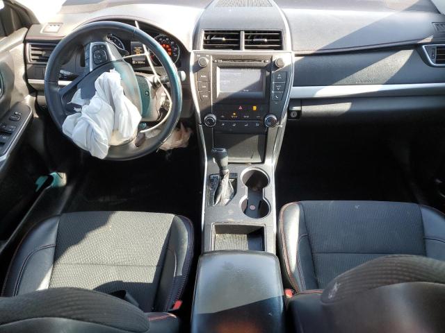  TOYOTA CAMRY 2017 Золотой