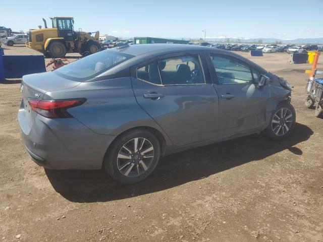  NISSAN VERSA 2021 Серый