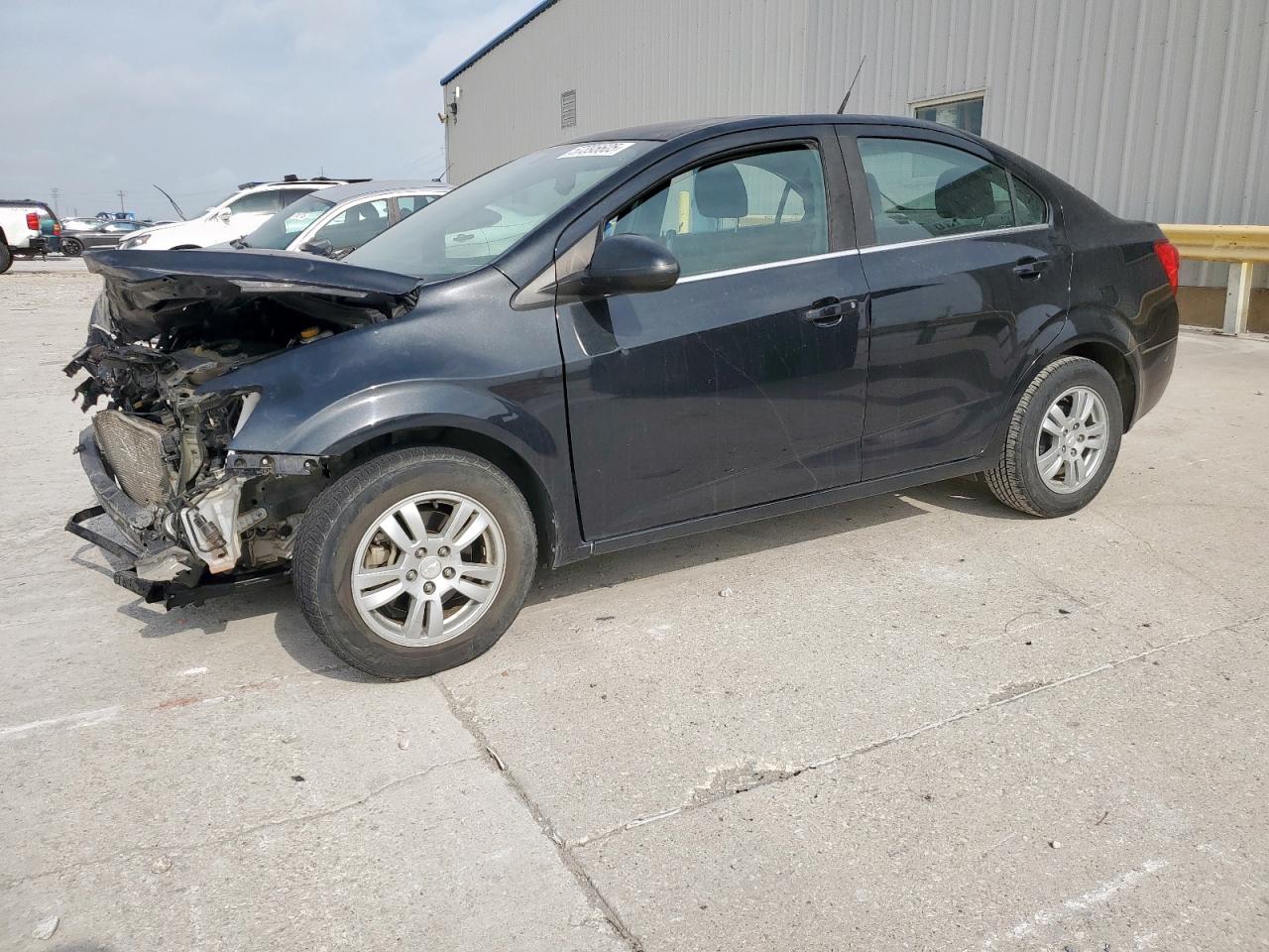 2014 Chevrolet Sonic Lt продається в Haslet, TX - Front End
