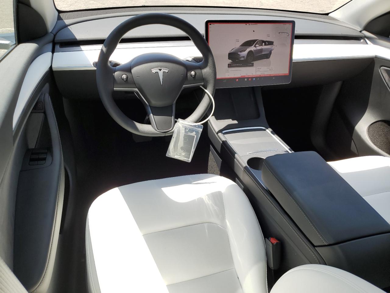 2025 Tesla Model Y VIN: 7SAYGDED6SF253901 Lot: 57075245