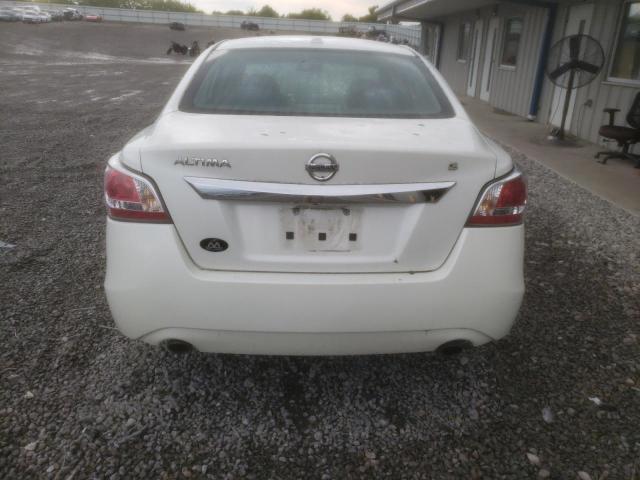 Седаны NISSAN ALTIMA 2015 Белый