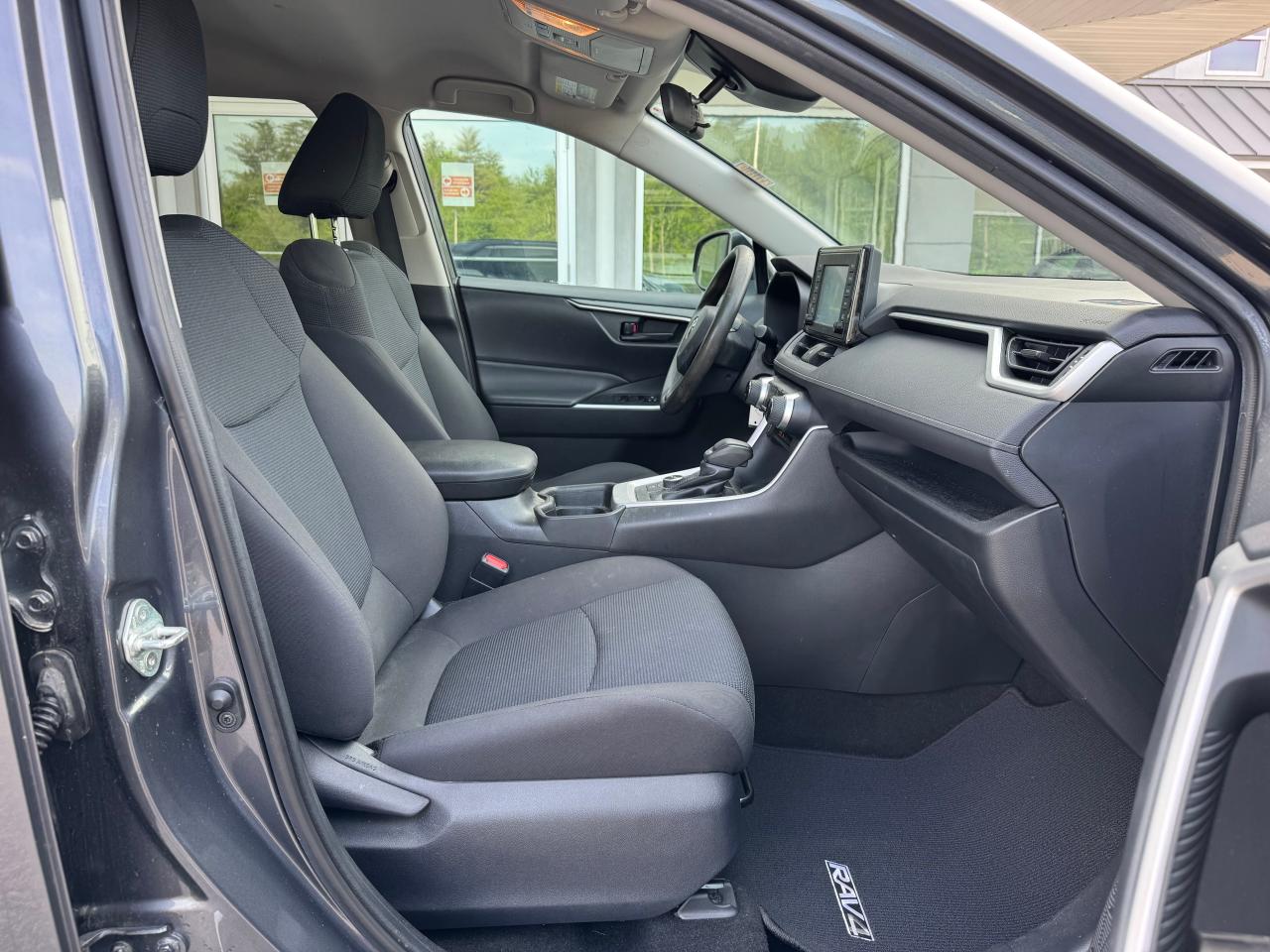 2T3MWRFV5KW035008 TOYOTA RAV4 2019