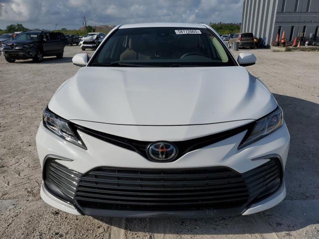  TOYOTA CAMRY 2022 Biały