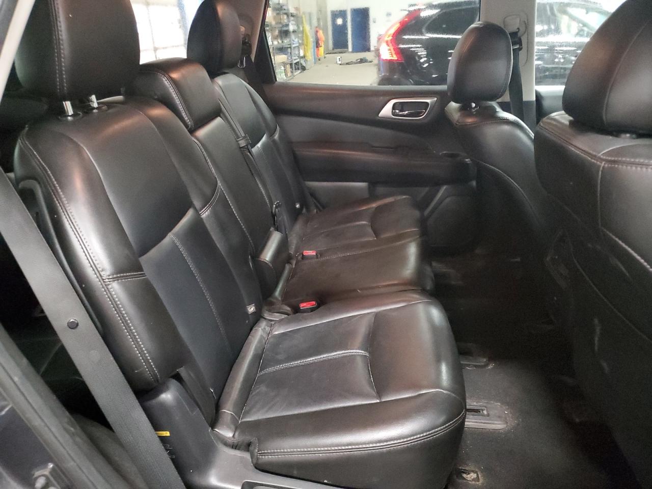 2014 Nissan Pathfinder S VIN: 5N1AR2MM8EC687054 Lot: 57343125