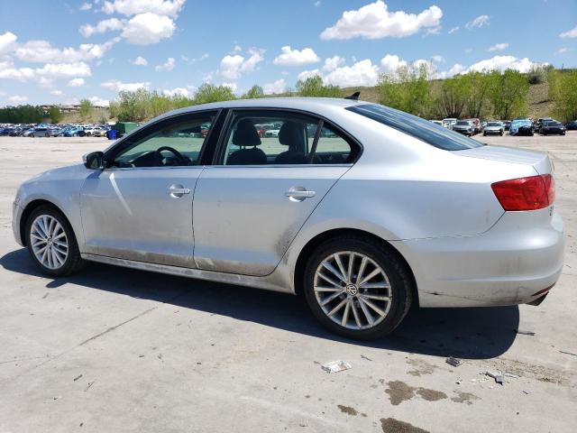  VOLKSWAGEN JETTA 2012 Srebrny