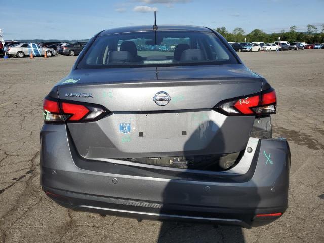  NISSAN VERSA 2021 Szary