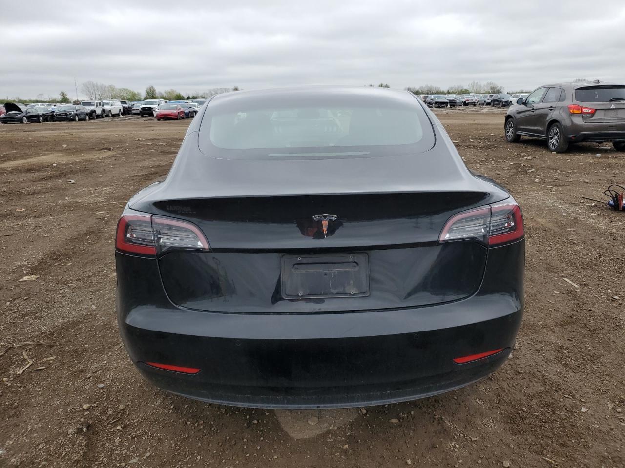 2019 Tesla Model 3 VIN: 5YJ3E1EAXKF306536 Lot: 57051695