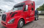 2017 Volvo Vn Vnl продається в Dyer, IN - Minor Dent/Scratches