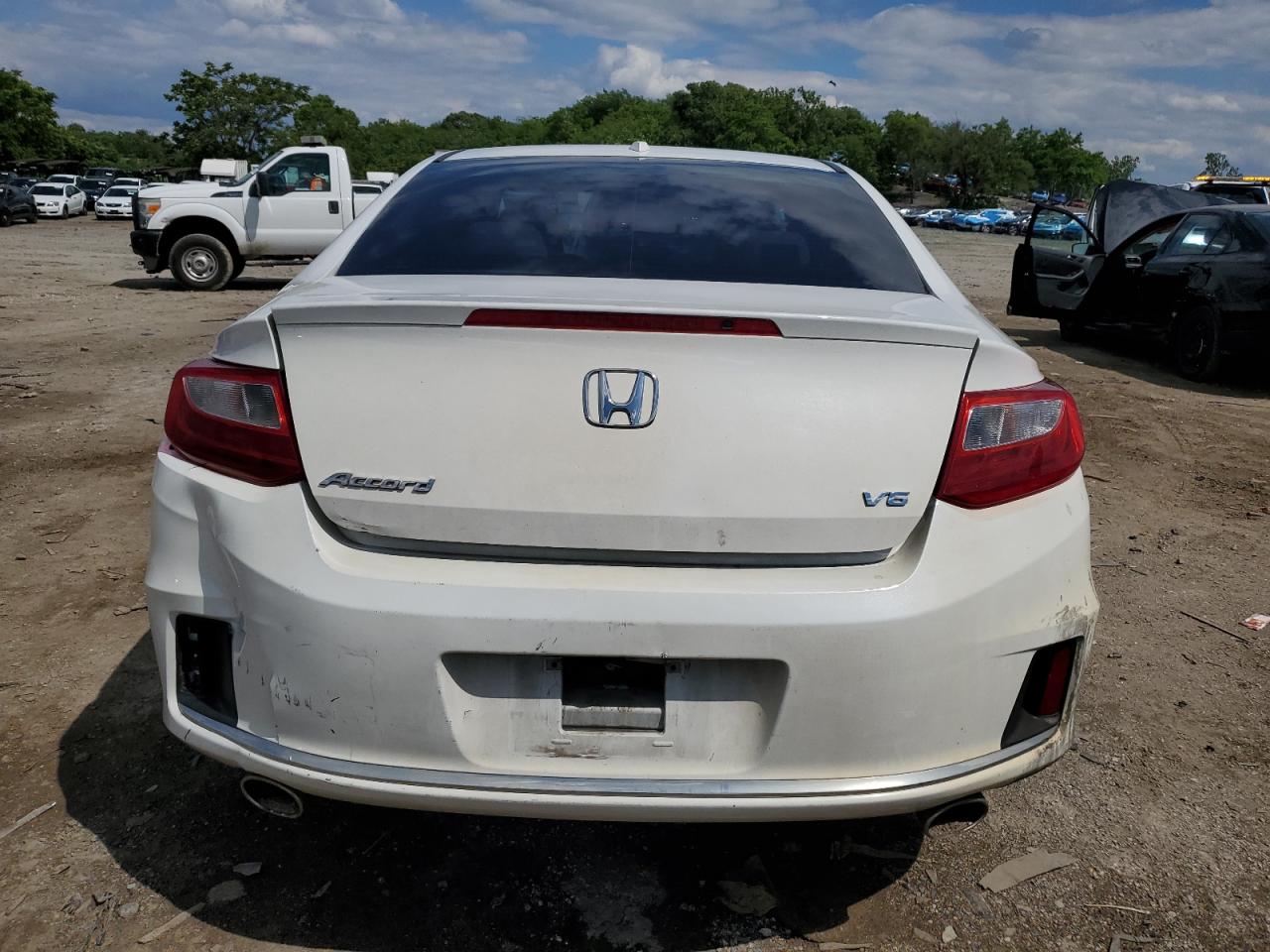 2015 Honda Accord Exl VIN: 1HGCT2B8XFA000398 Lot: 57480795