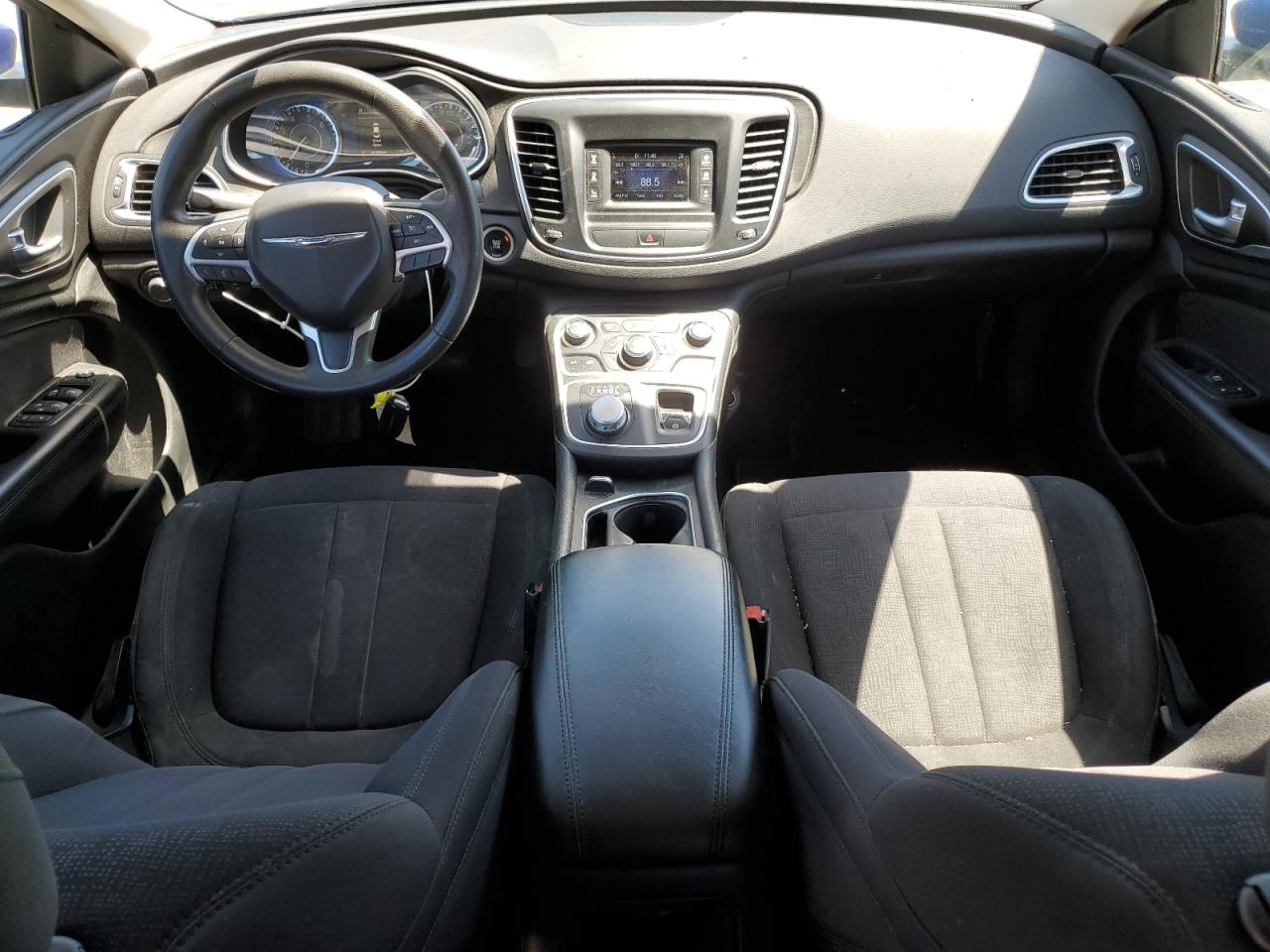 2015 Chrysler 200 Limited VIN: 1C3CCCAB6FN698524 Lot: 55353685