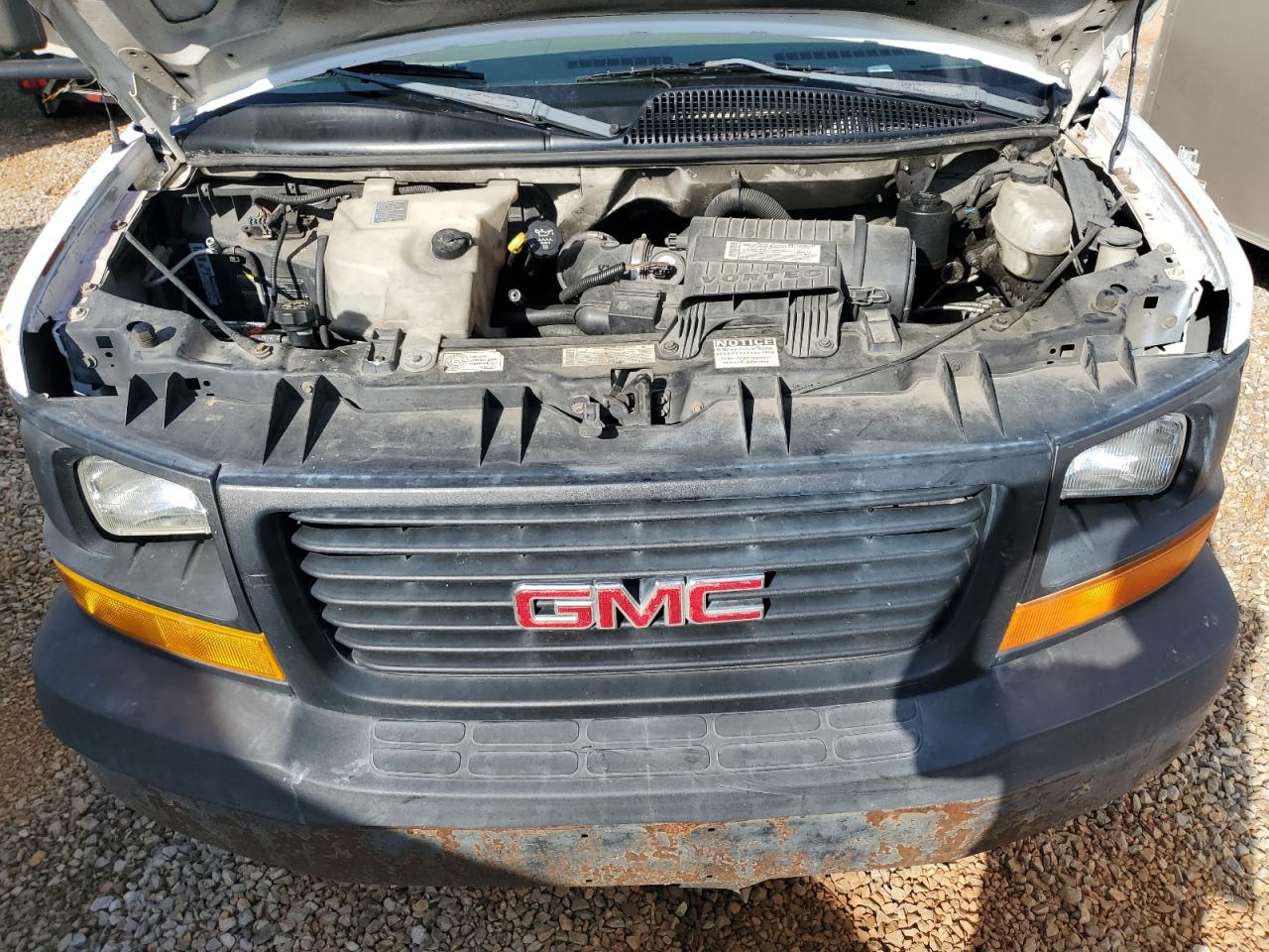 2004 GMC Savana Cutaway G3500 VIN: 1GDJG31U441908563 Lot: 56174765
