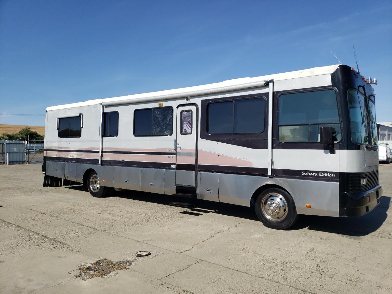 1994 Safari Motorhome for Sale in Sacramento, CA - Minor Dent/Scratches