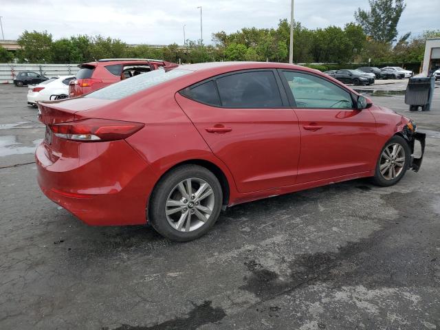  HYUNDAI ELANTRA 2017 Czerwony