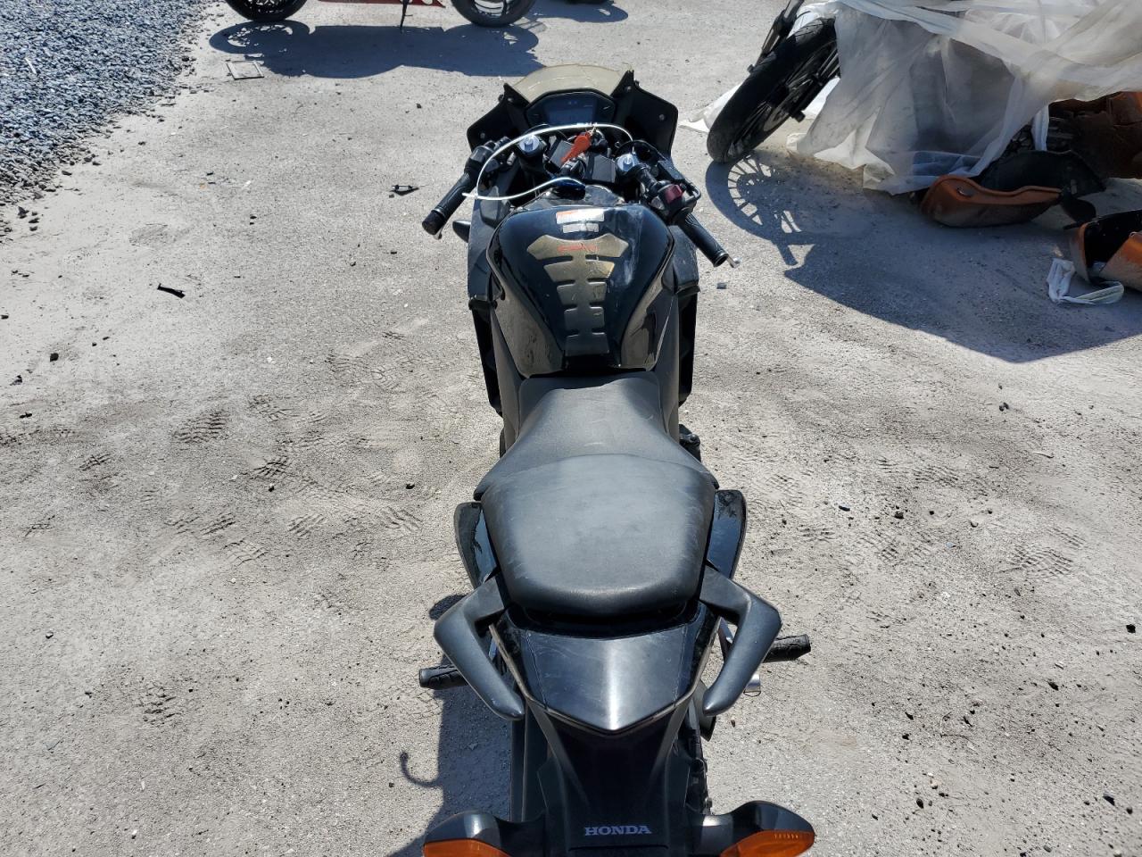 2015 Honda Cbr500 R VIN: MLHPC4464F5201243 Lot: 57207565