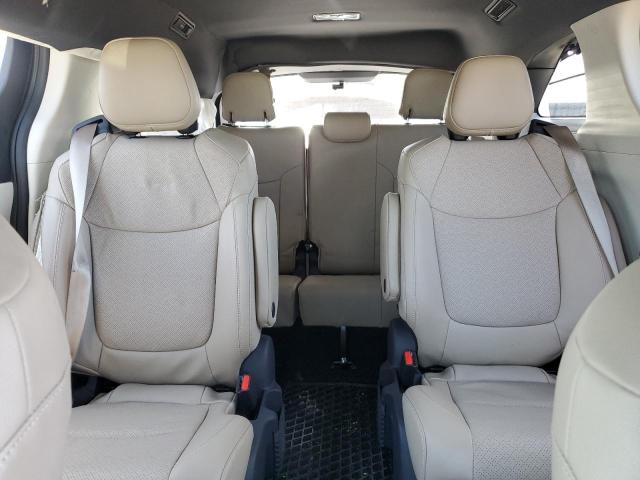 2024 TOYOTA SIENNA LE  