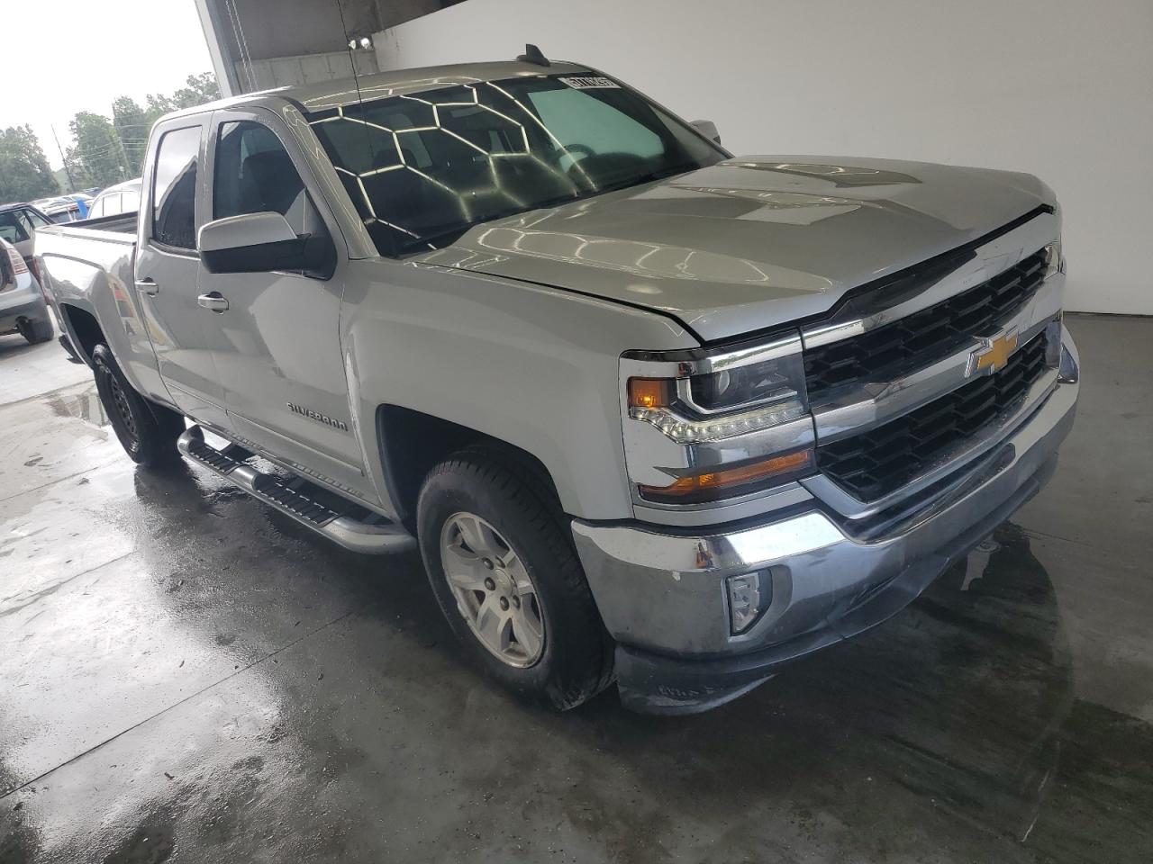 2GCRCREC2J1111810 CHEVROLET SILVERADO 2018