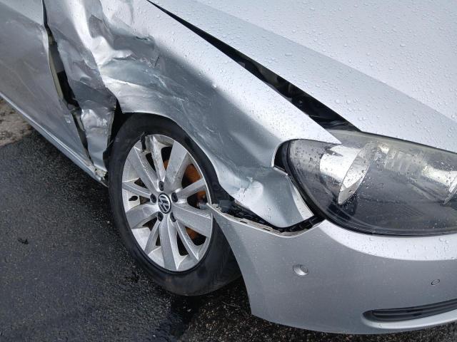 2011 VOLKSWAGEN GOLF MATCH