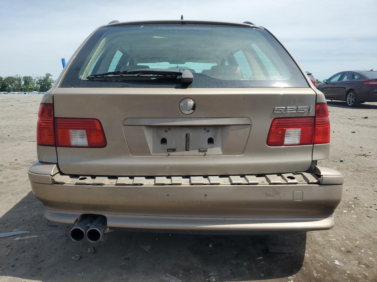 2001 BMW 525 It Automatic VIN: WBADS43471GD84742 Lot: 57748105