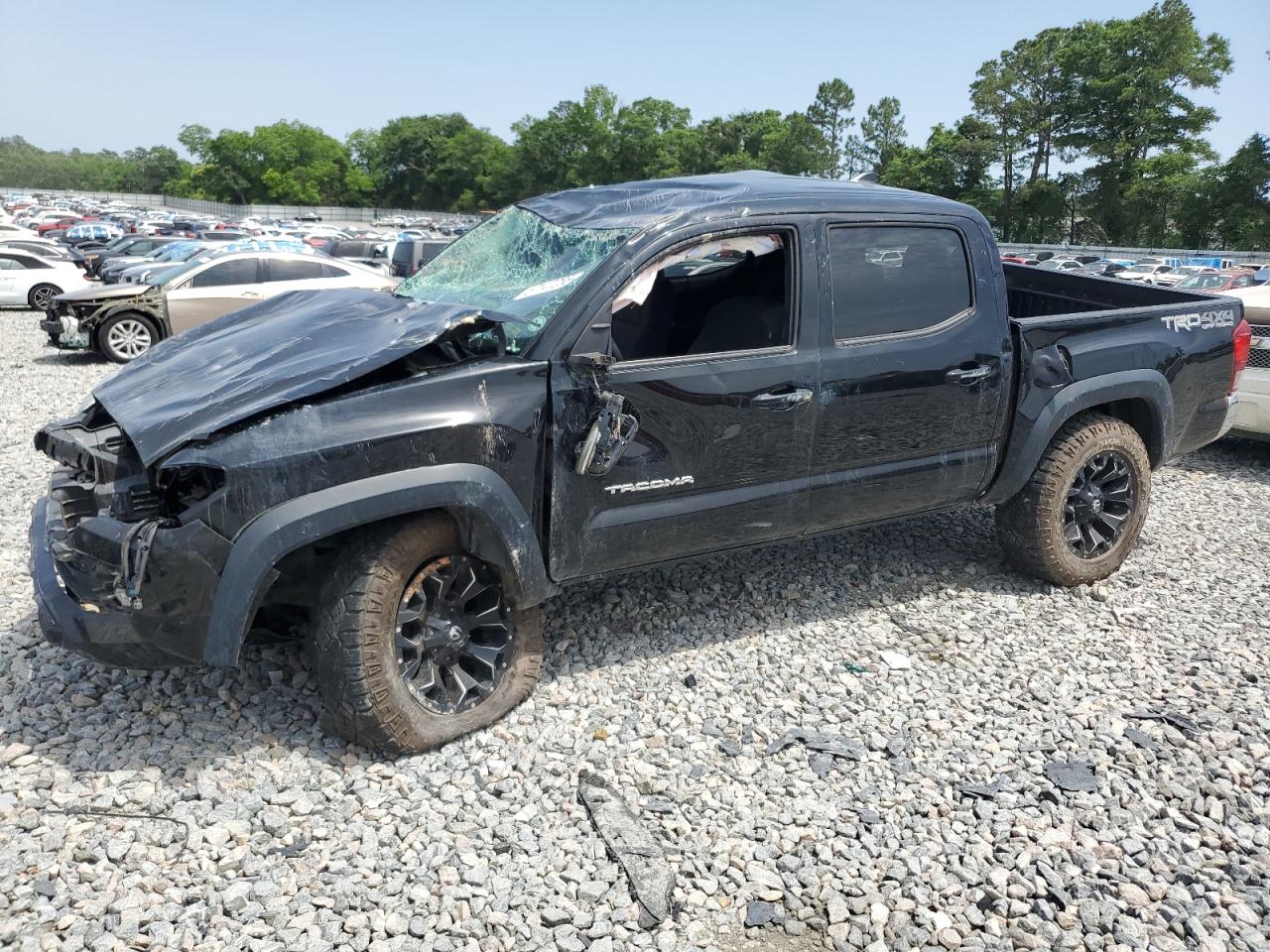 5TFCZ5AN2HX111646 TOYOTA TACOMA 2017