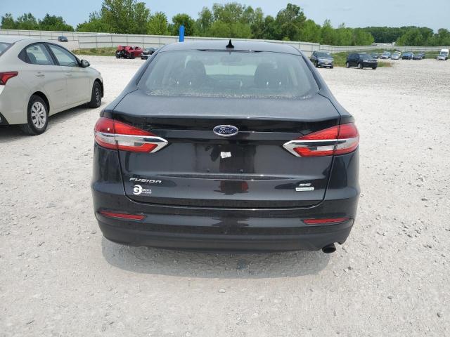  FORD FUSION 2019 Czarny