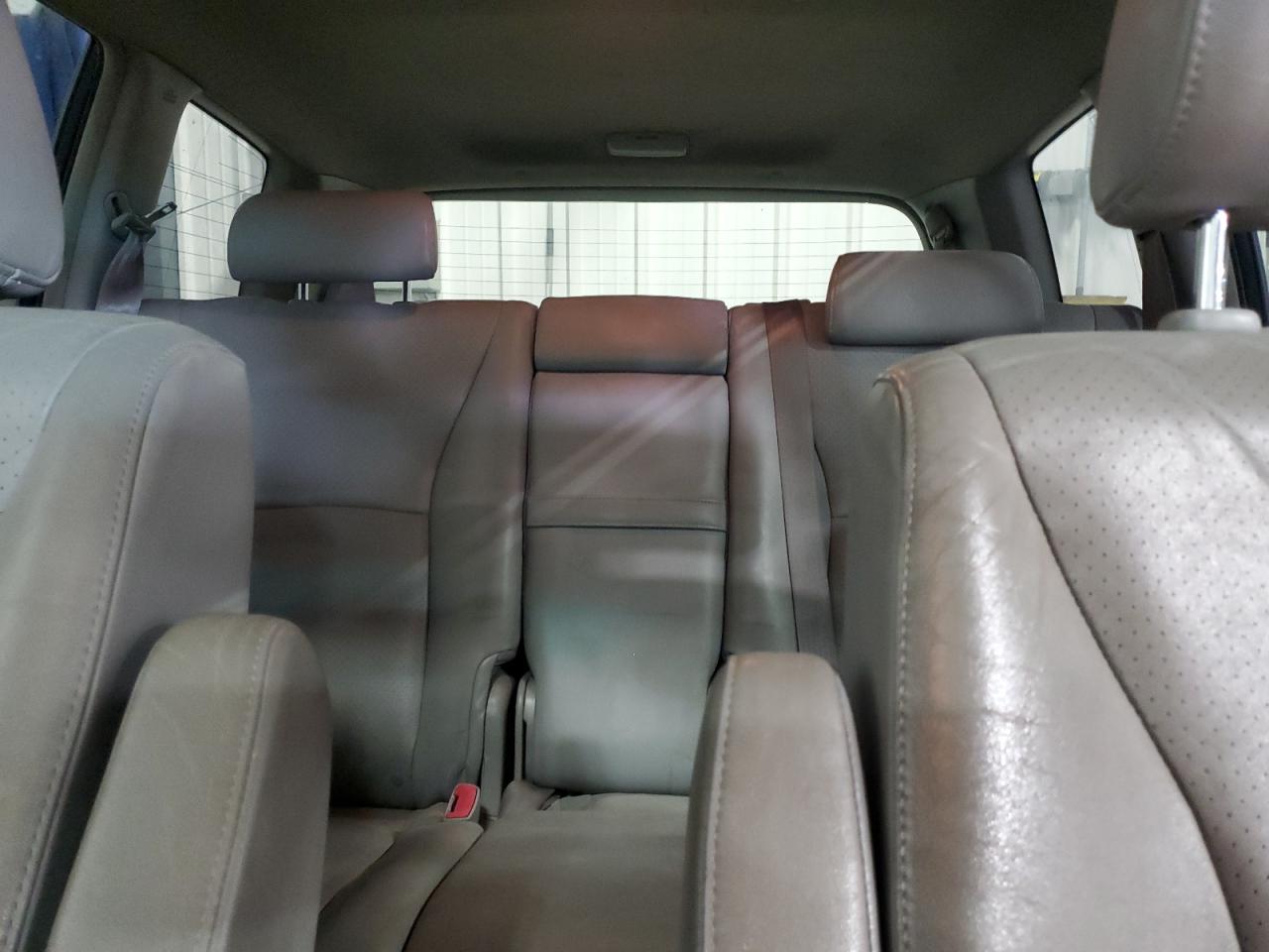 2005 Toyota Highlander Limited VIN: JTEEP21A450075744 Lot: 56375065