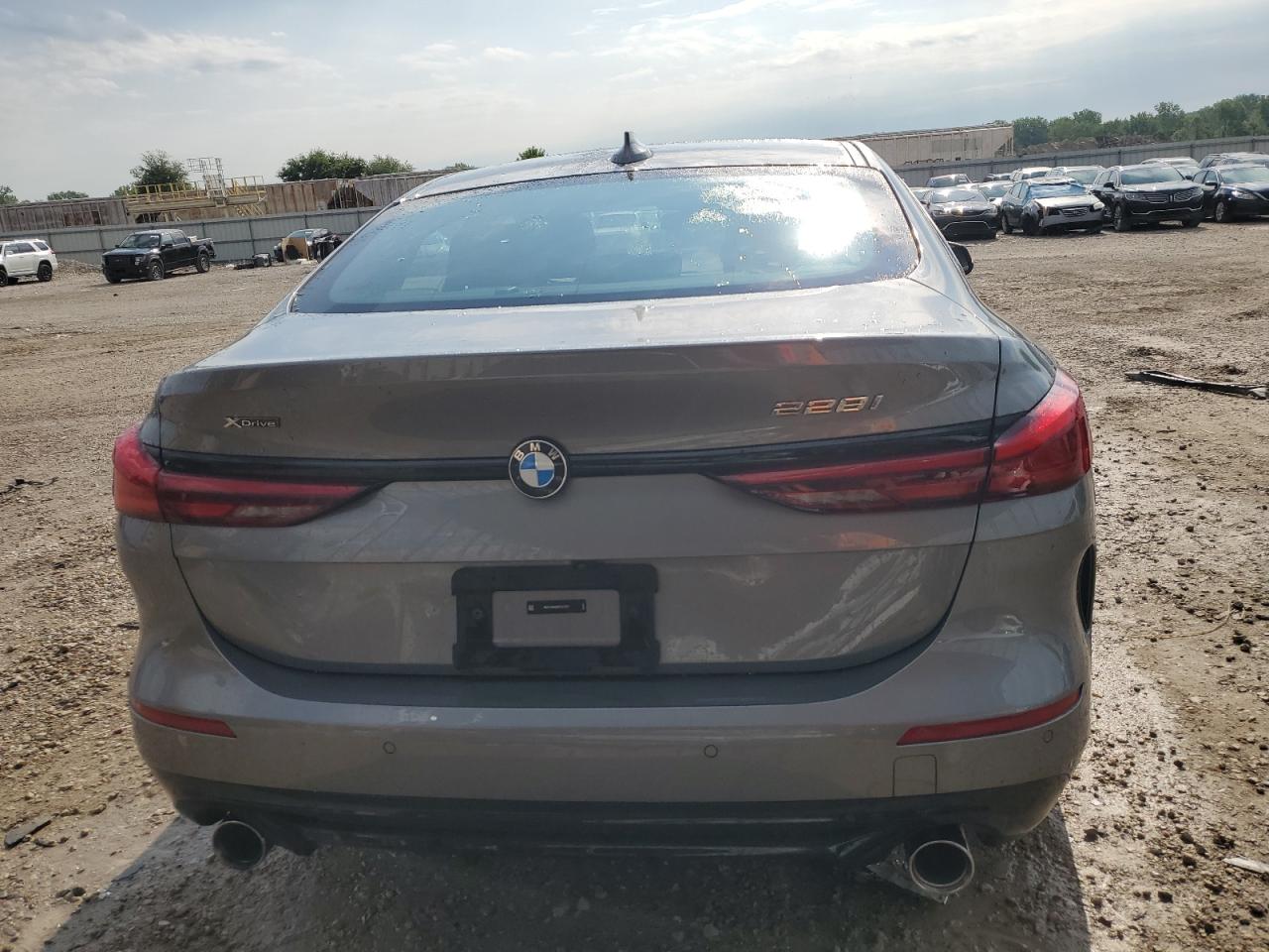2024 BMW 228Xi VIN: WBA73AK08R7R11977 Lot: 56200405