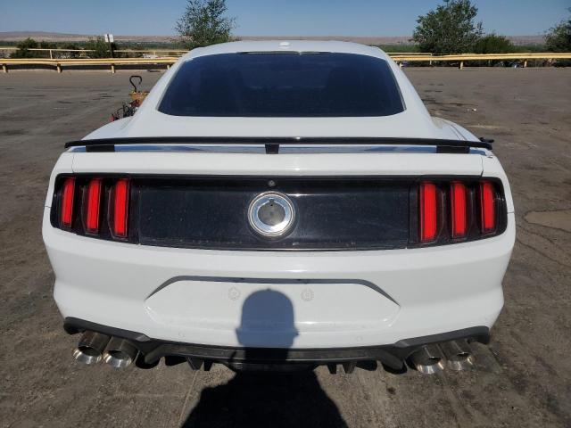  FORD MUSTANG 2016 Белый
